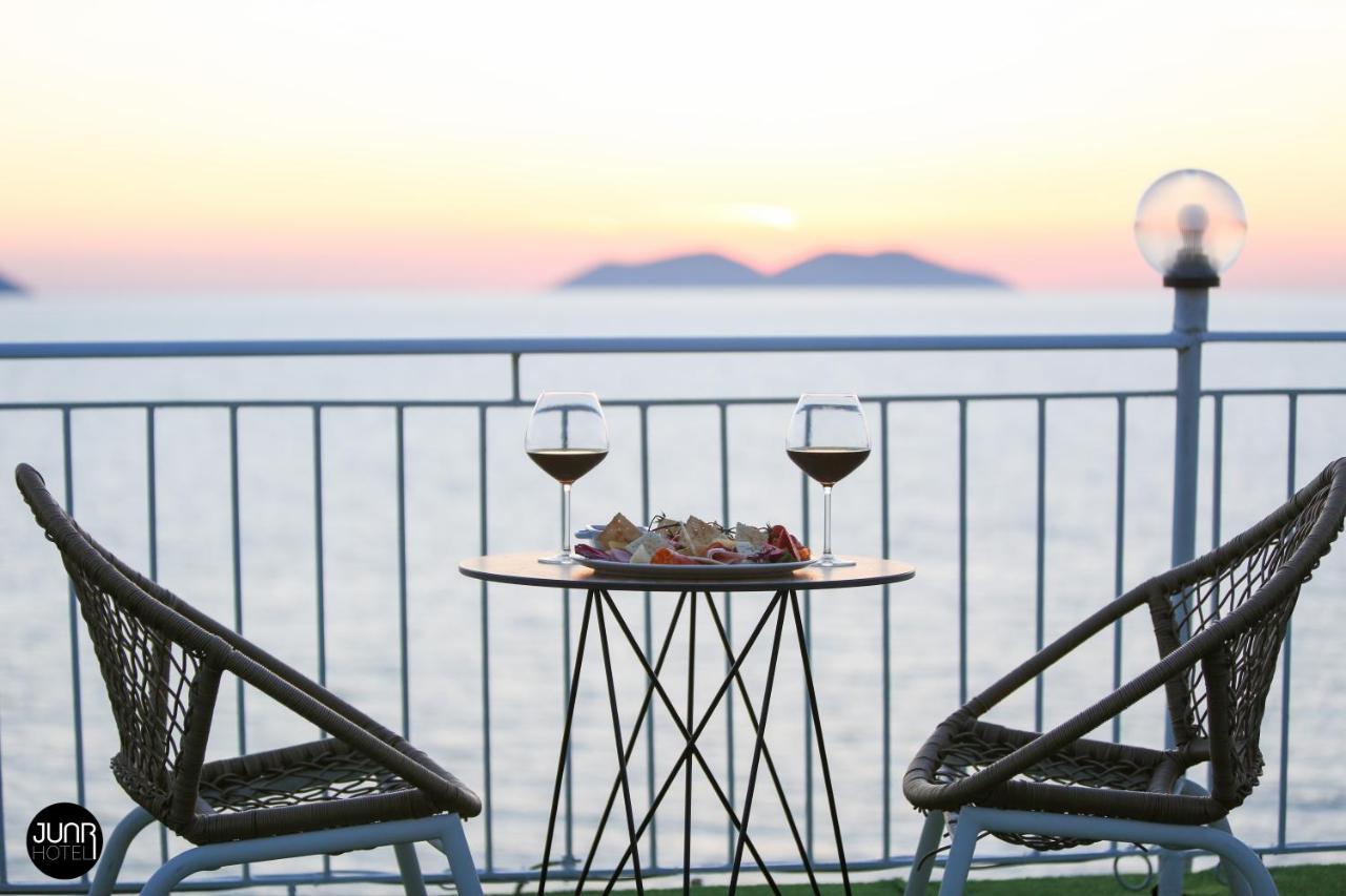 Skyhill Boutique Hotel Влёра Экстерьер фото