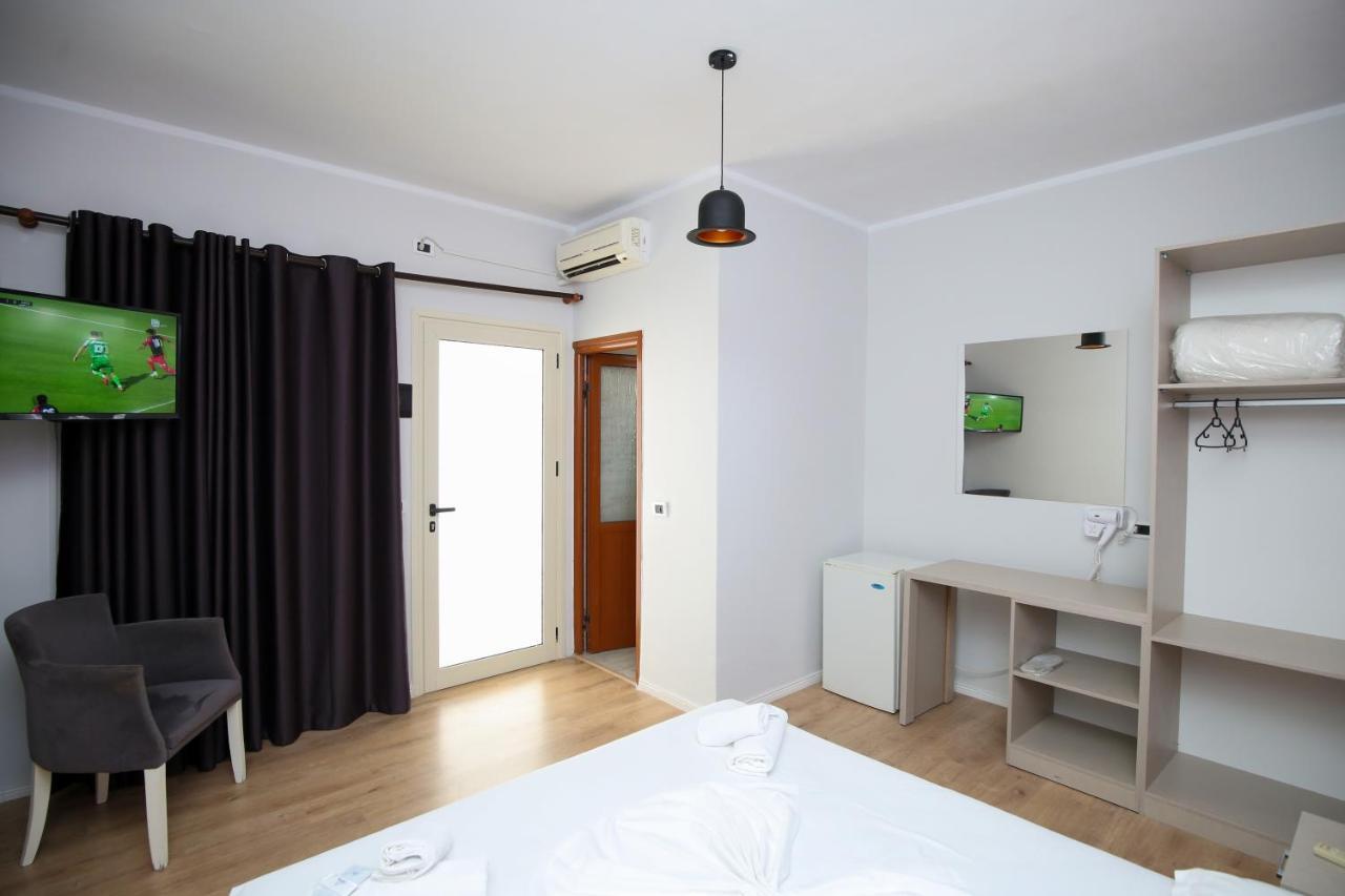 Skyhill Boutique Hotel Влёра Экстерьер фото